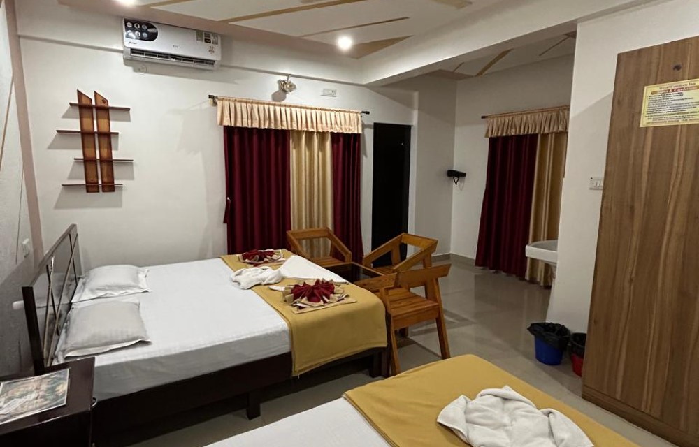 3 Sharing AC Room